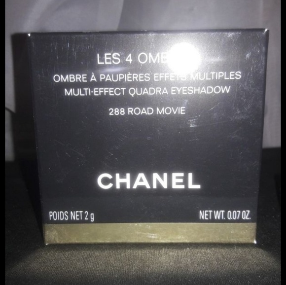 Chanel eyeshadow palette - Picture 2 of 2